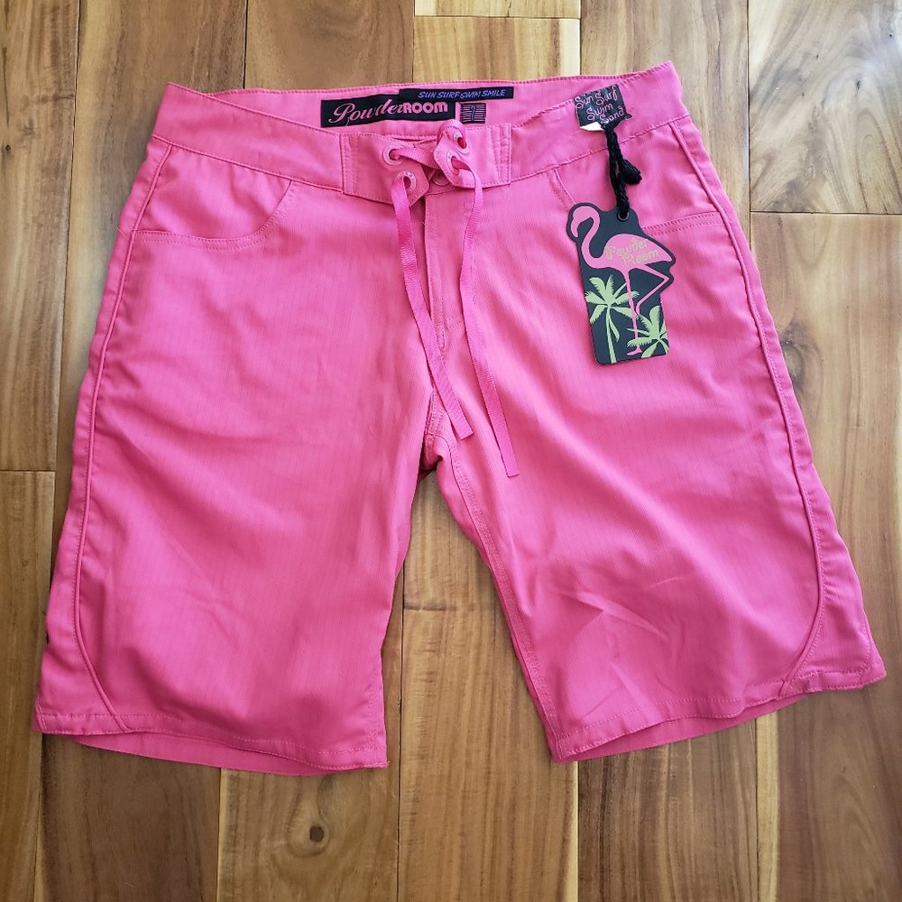 NWT! Powder room Stretch Ladie's Board Shorts - Size 7 (T6)